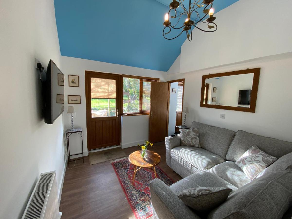 Newton Farmhouse Whiteparish Екстериор снимка
